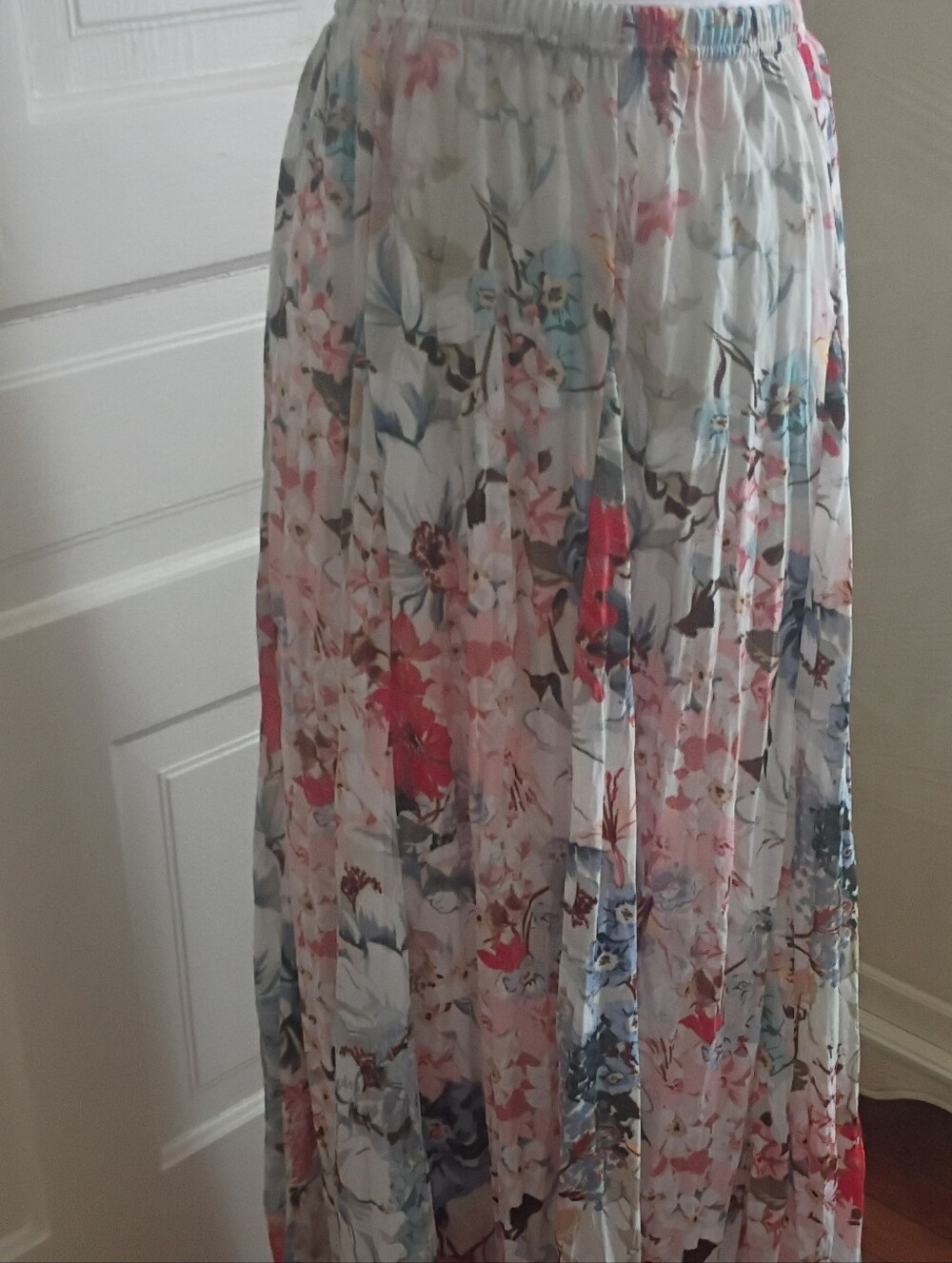 Zac & Rachel Floral Pleated Maxi Skirt - White with Pink, Blue, Red Accents